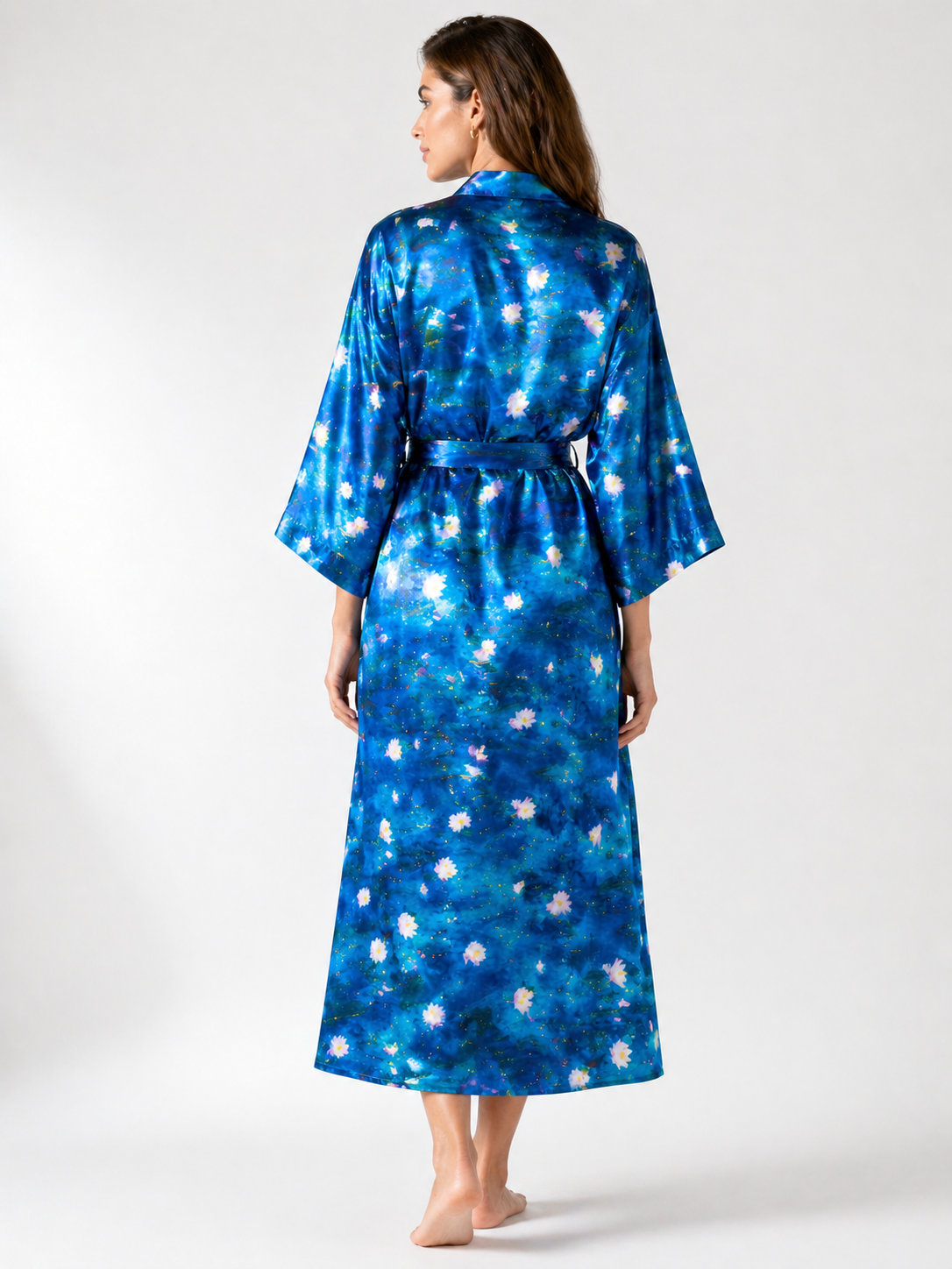 Blue Floral Kimono – Elegant Loungewear - Image 3